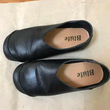 BILTE 블랙 슬립온 M