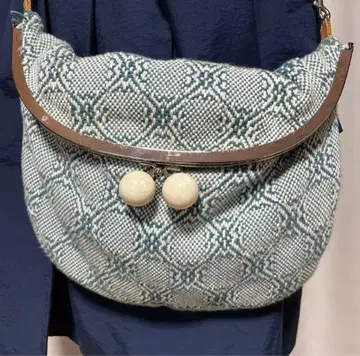 trois temps 기하학 패턴 가마구치 숄더백