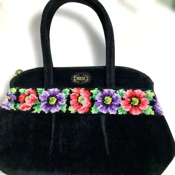 새상품급 FELLER 꽃무늬 자수 핸드백 배송비 포함