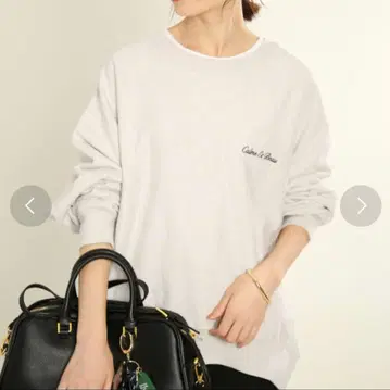 슬로브 이에나 자수 로고 레이어드 디자인 맨투맨