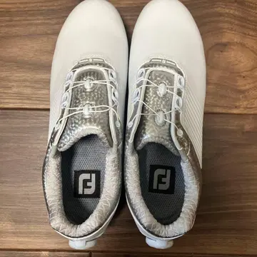 FootJoy 화이트 스파이크 슈즈 BOA