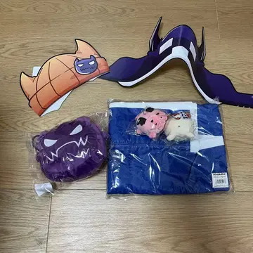 wrwrd 우리들이다 톤 로보로프스키 악마풍 타월 악마 미니백