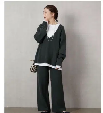 FREAK'S STORE] 깊은 V넥 니트 셋업 (니트/팬츠)