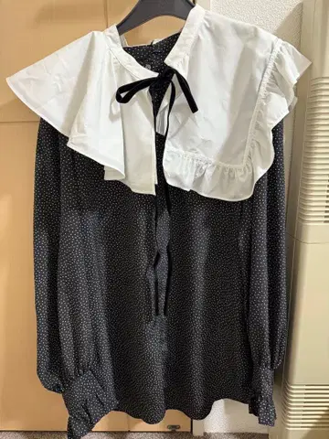 카듀네 빅 칼라 카라 부착 블라우스 36