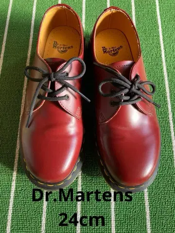 [ 새상품급 ] Dr. Martens 3홀 5 ( 24cm ) 체리 레드