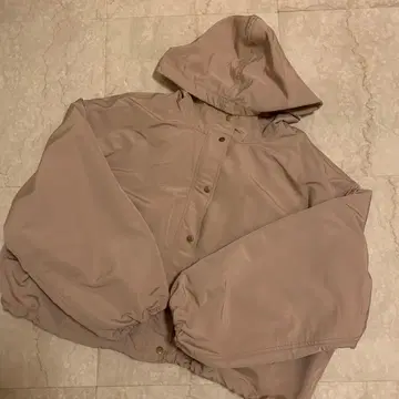 아프레 주르 후드 부착 점퍼 베이지 프리 사이즈