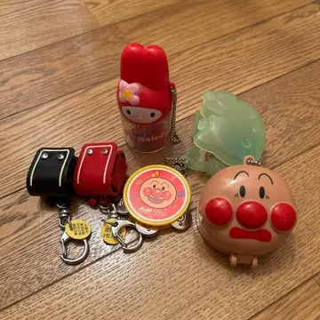 호빵맨 & 헬로키티 캐릭터 굿즈 세트