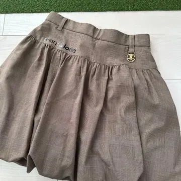 최신 MARK&LONA 벌룬 스커트 M 사이즈