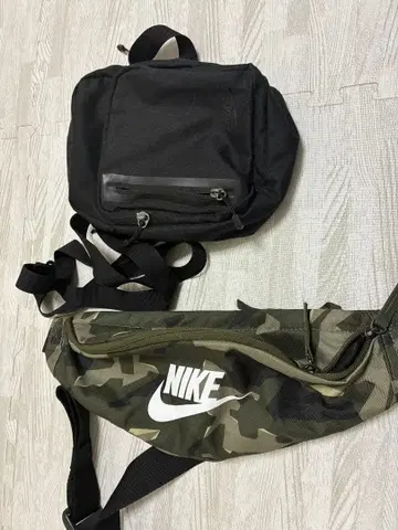 NIKE 카모플라쥬 웨스트 파우치 & 블랙 바디백 세트