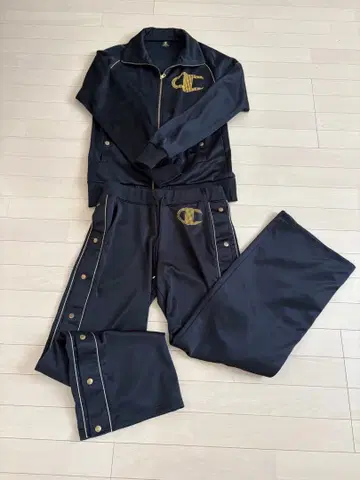 [ 새상품급 ] 드레스 캠핑 챔피온 저리 상하의 세트 L 사이즈