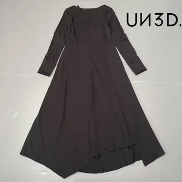 UN3D. 백 오픈 롱 원피스