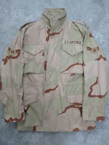 미 공군 장비 실물 3C 데저트 카모플라쥬 자켓 M65