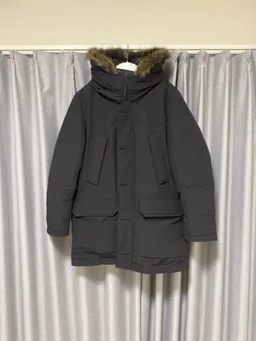 [새상품급] UNIQLO 울트라 웜 다운 코트 블랙 M