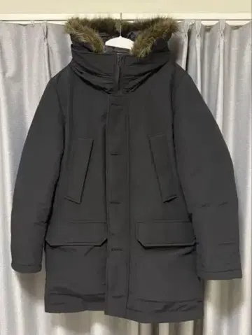 [새상품급] UNIQLO 울트라 웜 다운 코트 블랙 M