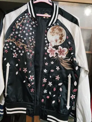 미야비유이 스카잔 블랙 벚꽃 달 S 사이즈