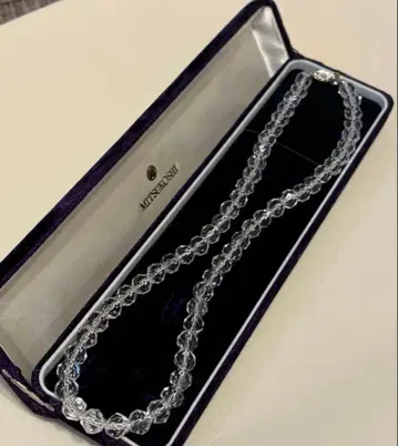 미츠코시 수정 목걸이