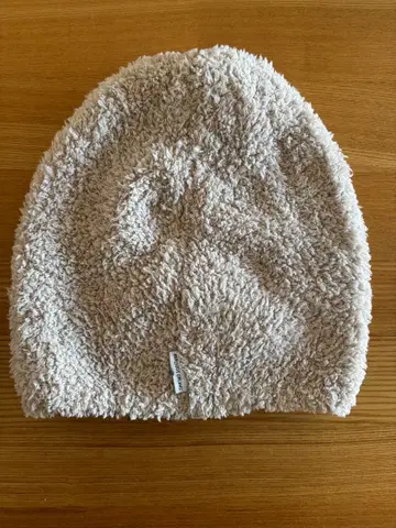 BAREFOOT DREAMS 베이지 니트 모자