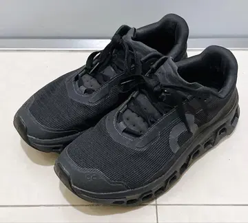 온 on 클라우드 몬스터 보이드 Cloud 26.5cm 블랙