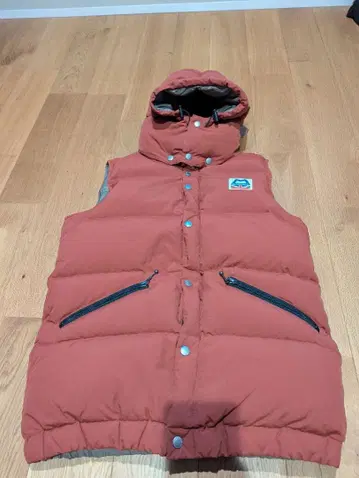 마운틴 이큅먼트 다운 베스트