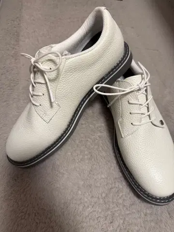 화이트 가죽 골프화