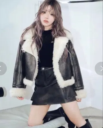 MURUA 빈티지 라이크 숏 페이크 무스탕 자켓