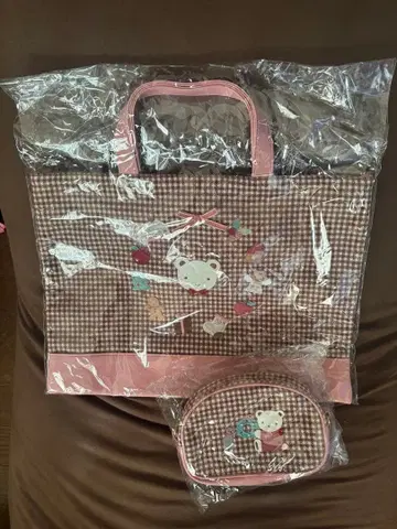 파밀리아 2024 크리스마스 토트 파우치