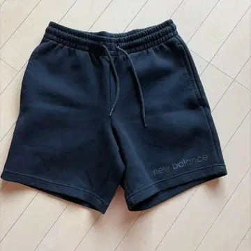 뉴발란스 맨투맨 숏팬츠 M