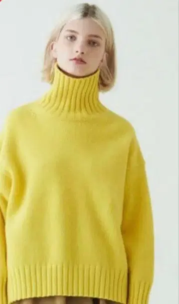 투모로우랜드 MACPHEE 울 캐시미어 하이넥 니트