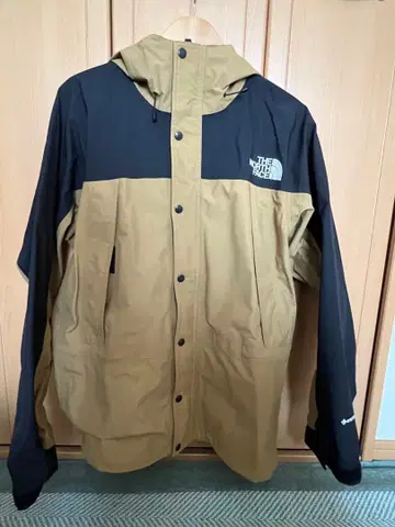 THE NORTH FACE 마운틴 라이트 자켓