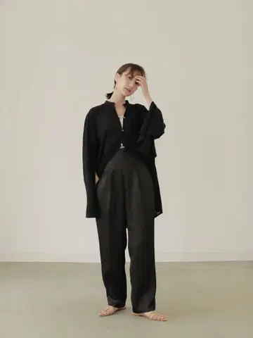 louren 테이퍼드 슬럽 팬츠 / 블랙