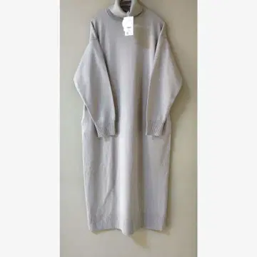 로리즈팜 터틀넥 원피스