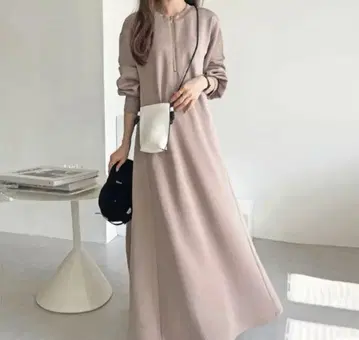 [새상품급] 앞뒤 2WAY 하프 지퍼 원피스 GeeRA 모카