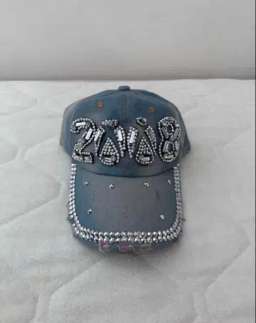 스톤 장식 데님 캡 2018년