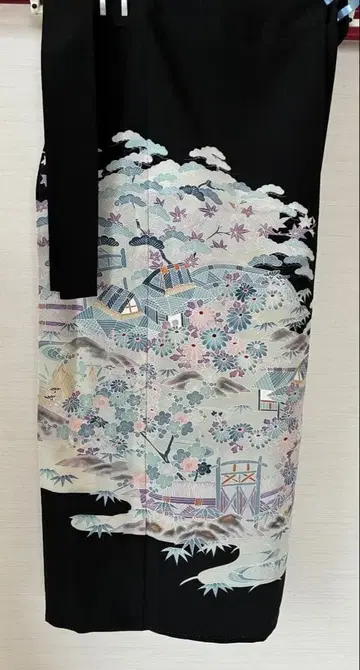 블랙 전통 예복 기모노 밑단 무늬 랩 스커트
