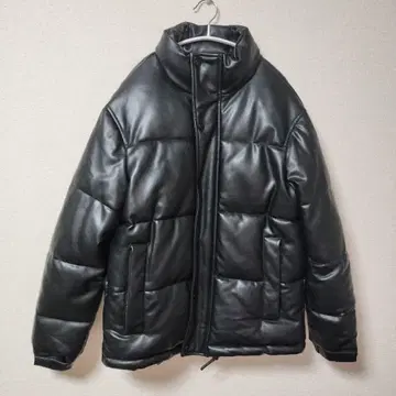 미사용급 ZARA 자라 가죽 다운 자켓 M 인조 가죽 블랙