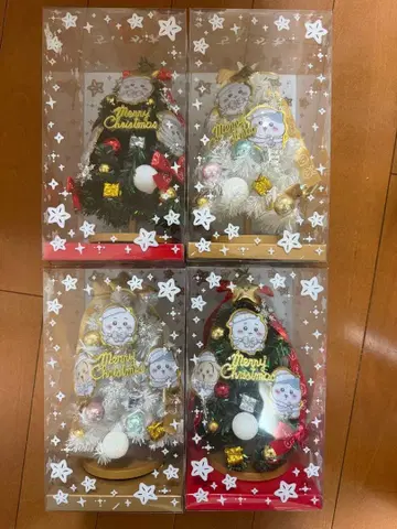 치이카와 (먼작귀) 크리스마스 트리 4개