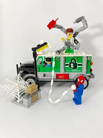 LEGO [ 닥터 옥토퍼스의 트럭 강도 76015 ] 정품