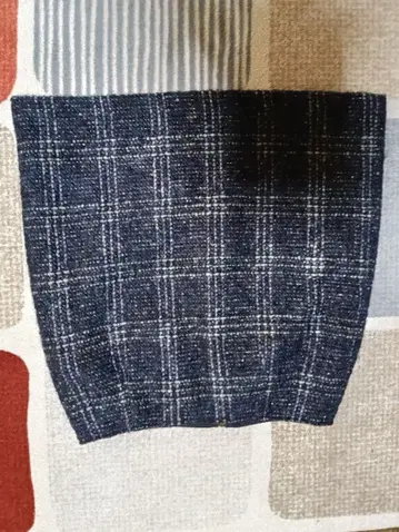 네이비 계열 체크 무늬 원단 사이즈 67