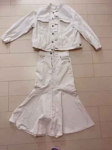 AZUL by moussy 화이트 데님 세트 S