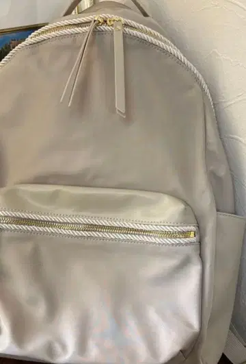 베이지 나일론 백팩