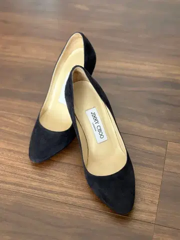 JIMMY CHOO 블랙 스웨이드 하이힐 34 1/2
