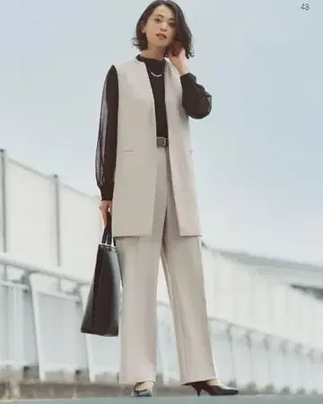 2025년 봄 모델 하이 게이지 트리코트 노카라 미들 베스트