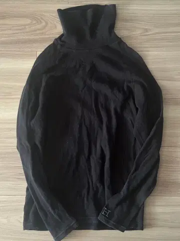 할리우드 런치 마켓 스트레치 플라이 터틀넥 롱 슬리브