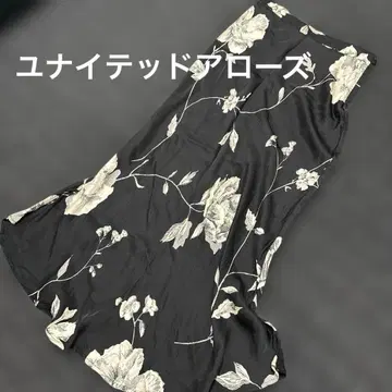 유나이티드 애로우즈 새틴 스커트 보타니컬