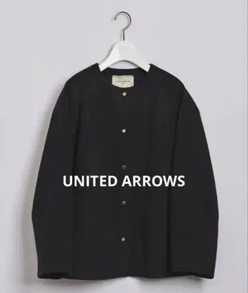UNITED ARROWS W 노카라 메탈 버튼 숏코트