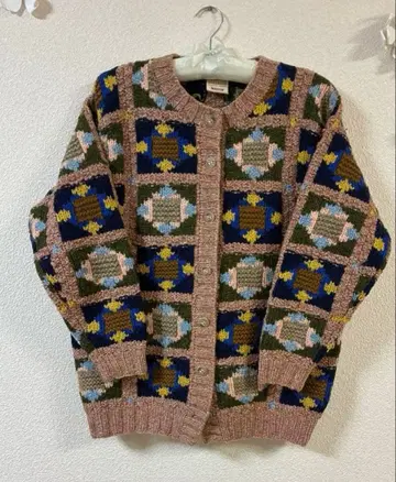 빈티지 니트 가디건 멀티 컬러 모티브 편직