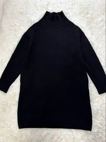 [ 플라주 ] 슈퍼 파인 울 하이넥 스웨터 원피스 블랙