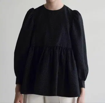 [ ohga ] 패턴 블라우스 오가 네이비 꽃무늬