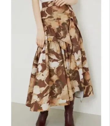꽃무늬 플레어 롱 스커트 블루드 플라워 J/W 플레어 SK