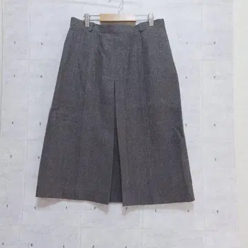 새상품급 RENOWN 스커트 무릎 기장 턱 울 100% 안감 있음 그레이